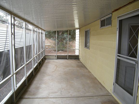 Screened Patio