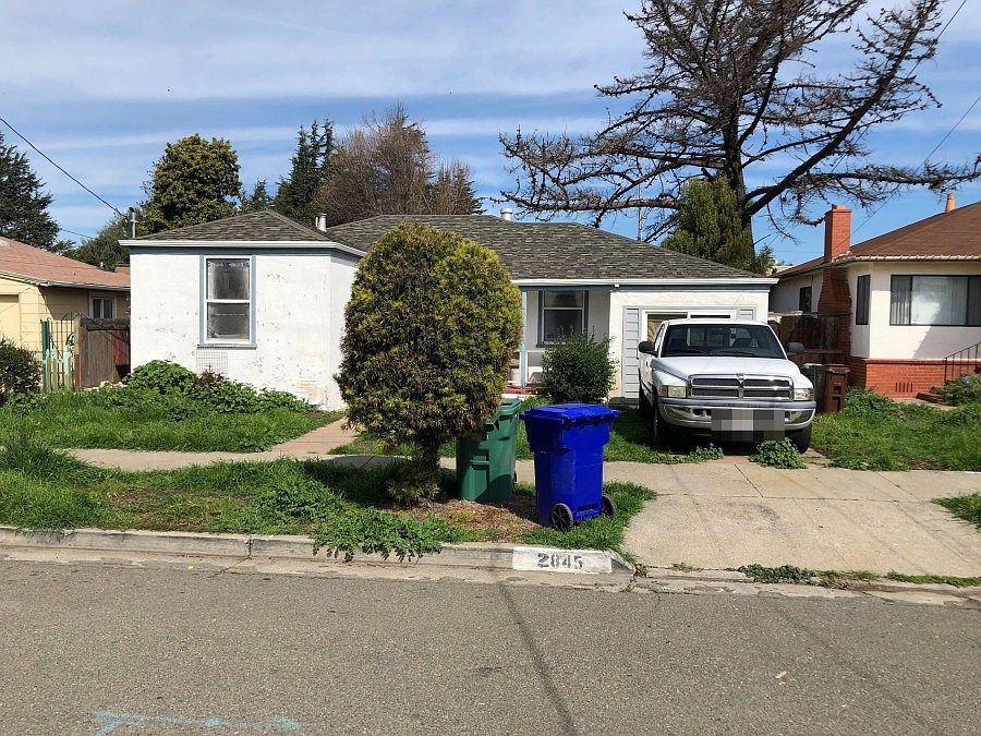 1st image of 2845 Moran Ave