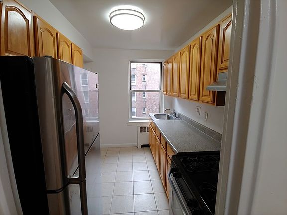 3rd image of 33-34 77th St #3E