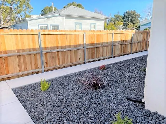 481 McKnight Ln — Photo 6