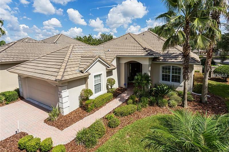 1st image of 10653 Holly Crest Dr