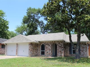 7402 Williams St, Houston, TX 77040