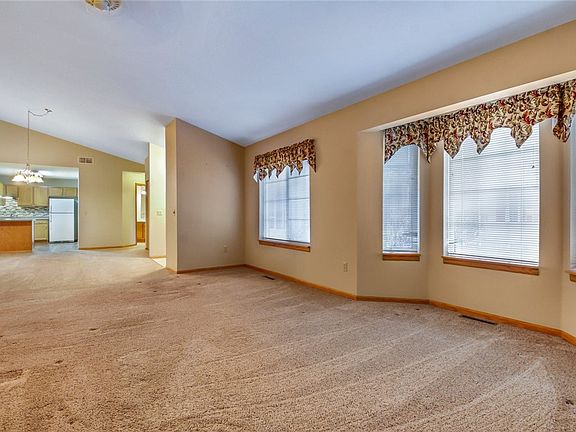 4th image of 3642 Damon Street #6
