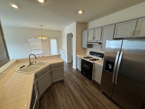 371 Calaway Ct