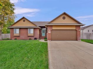 2814 N Danbury Rd, Augusta, KS 67010