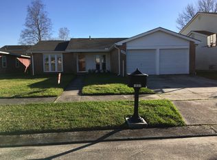 1537 Cricket Ct, Gretna, LA 70056