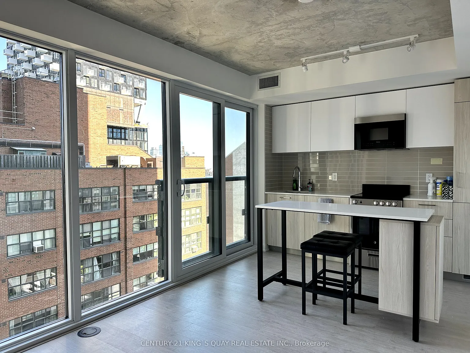 1 bed, $2,200 — Photo 3