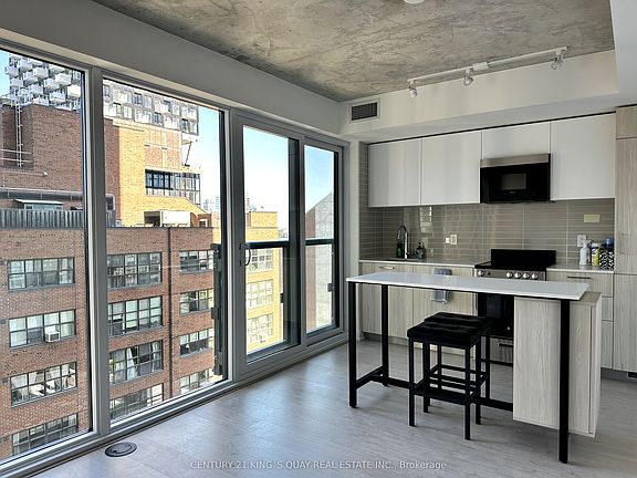 3rd image of 65 Mutual St #1009