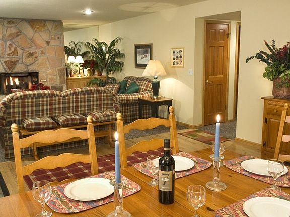 Large dining area, easily seats 8