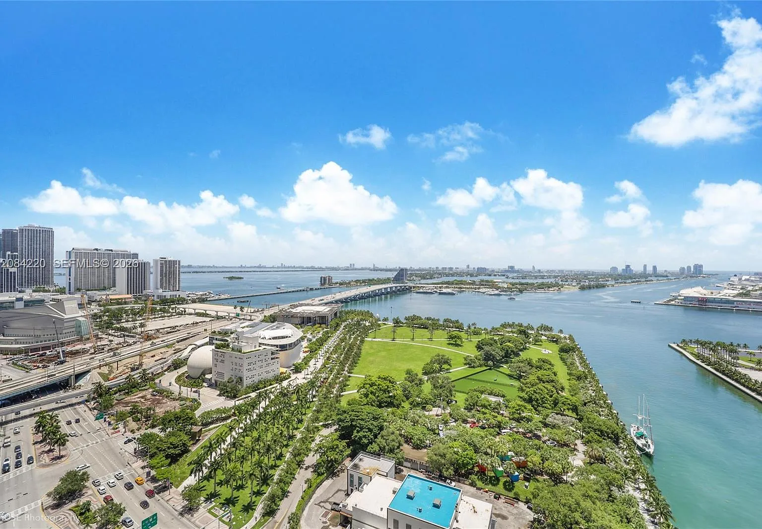 900 Biscayne Bay Condo — Photo 3