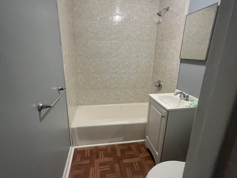 181 Derby Ave #2 — Photo 13