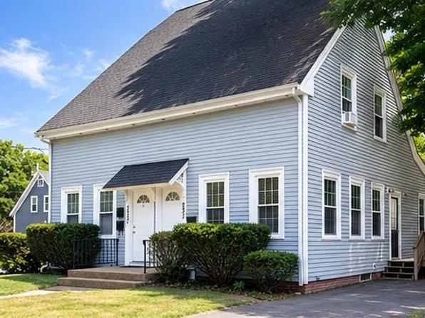 231-233 Vernon St, Rockland, MA 02370