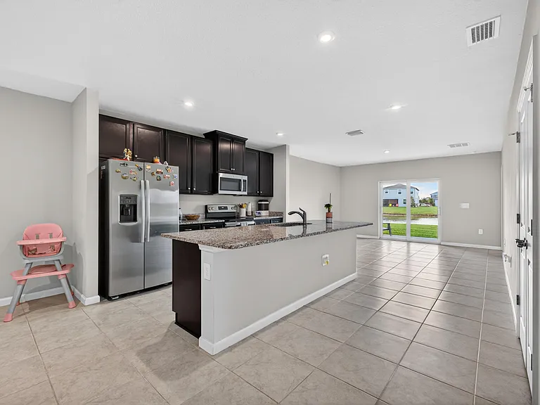 9449 SW Libertas Way — Photo 14
