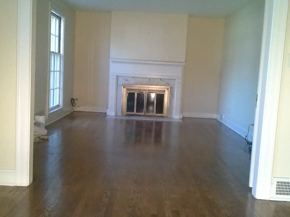 dining view of living rm