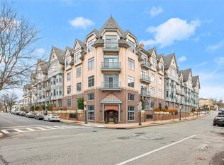 55 1st St UNIT 109, Pelham, NY 10803