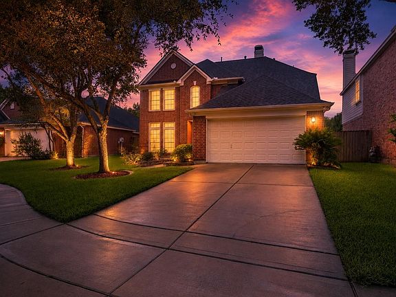 2nd image of 5724 Shady Hollow Ct