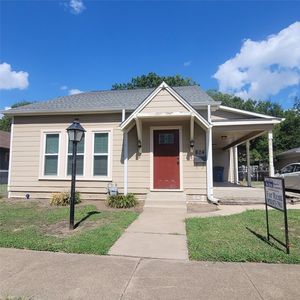 804 N McKinney St, Ennis, TX, 75119