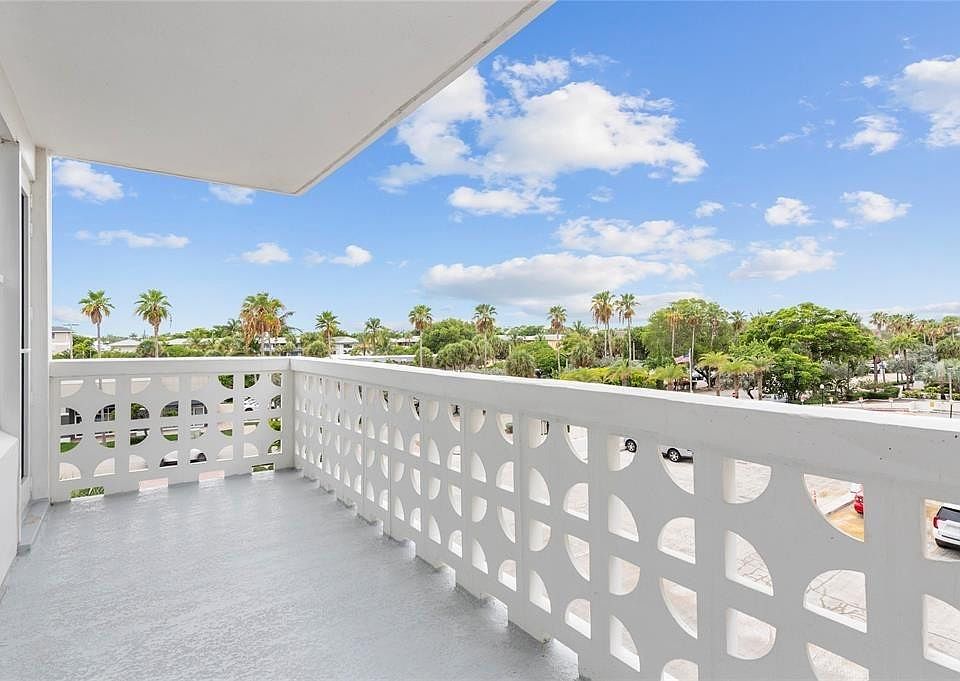1st image of 4010 Galt Ocean Dr APT 312
