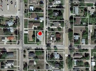 107 W 7th St, Gordon, NE 69343