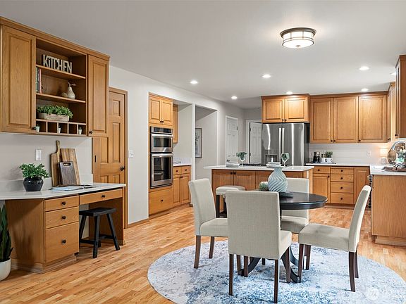 2nd image of 28551 NE 63rd Way