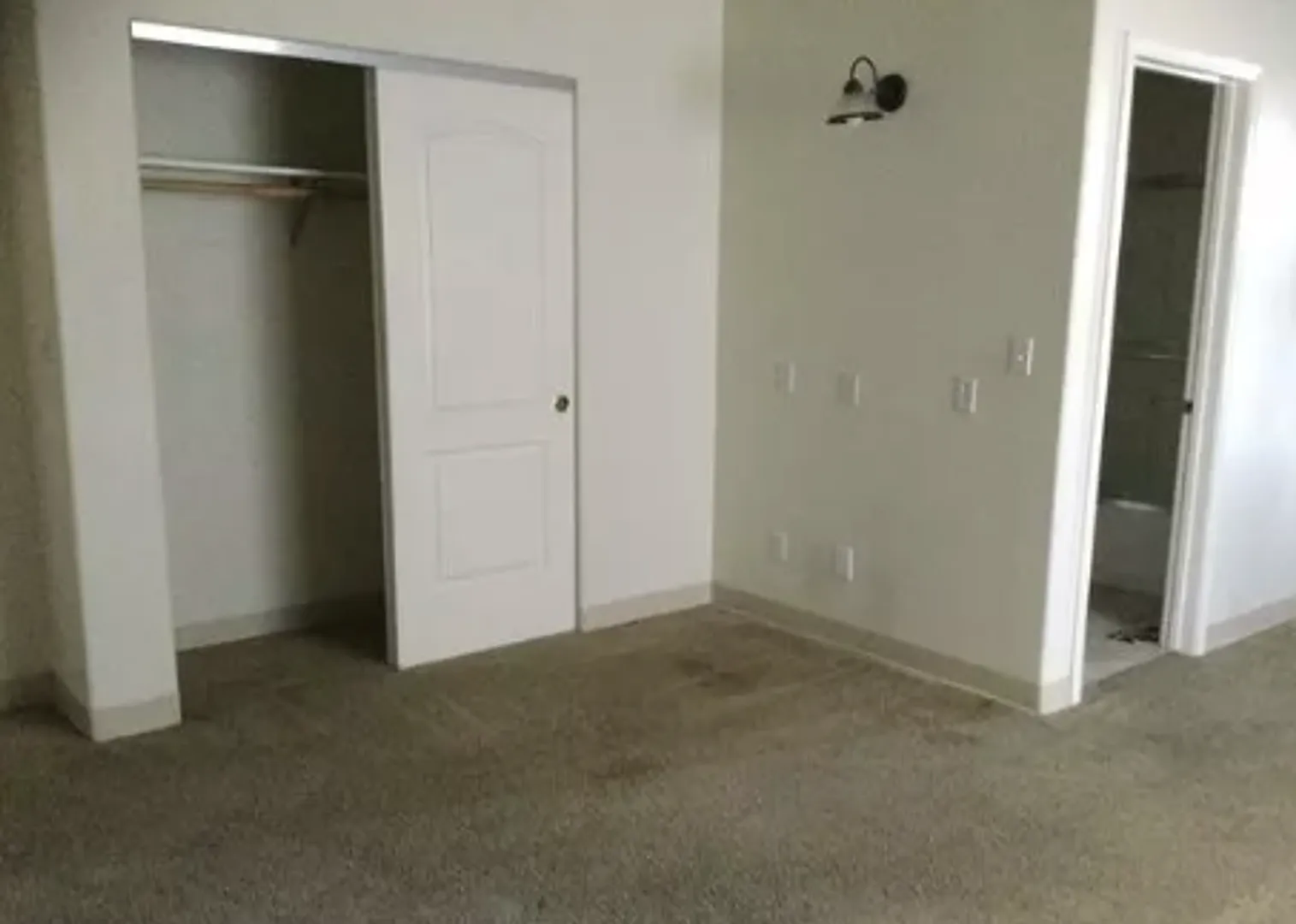 Ask About Our Move In Special!! — Photo 4