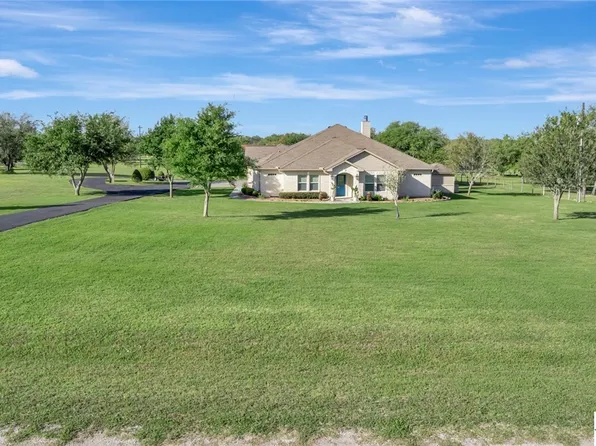87 Camino Del Oro, Victoria, TX 77905