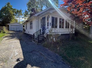 406 E Piper Ave, Flint, MI 48505