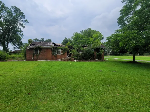 8972 Nc-304, Mesic, NC 28515