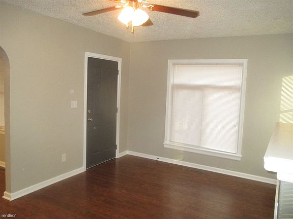 5. 155 S. Illinois, Living Room (3)