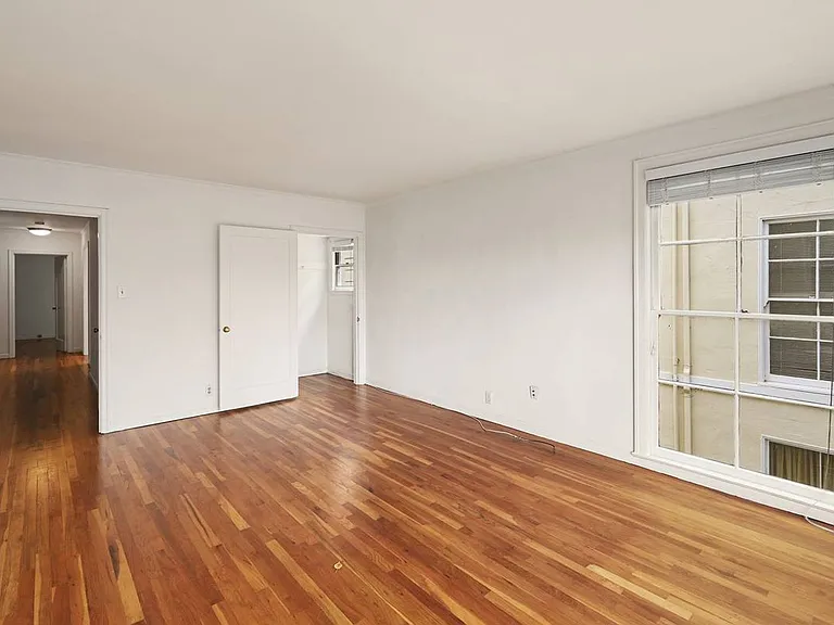 1452 Floribunda Ave — Photo 3