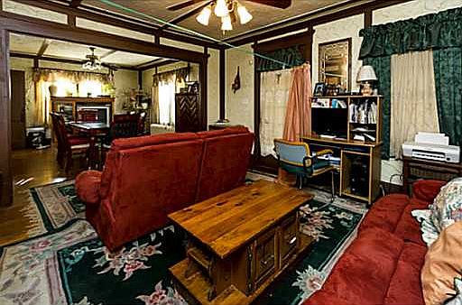 5th image of 111 Oxonia Ave