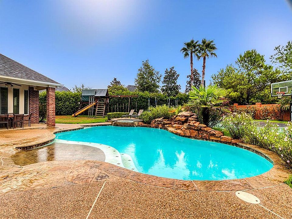 1st image of 25502 Winston Hollow Ln