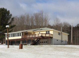 1034 Hatch Hill Rd, New Albany, PA 18833