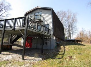 28 Oak Hill Dr, Uniontown, PA 15401