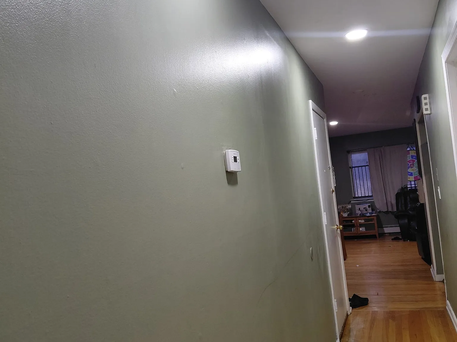 3 bed, 1200 sqft, $2,700 — Photo 3