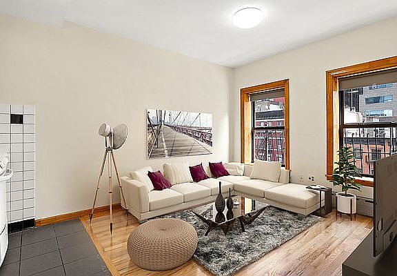 2nd image of 523 9th Ave APT 2D