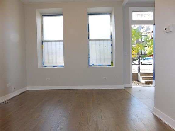 5th image of 1933 N Winchester Ave APT 1F