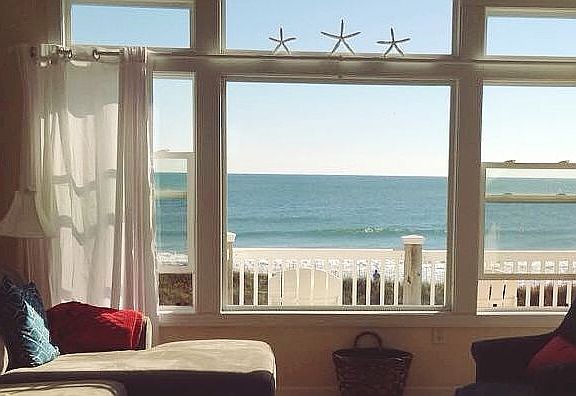 Living room direct view