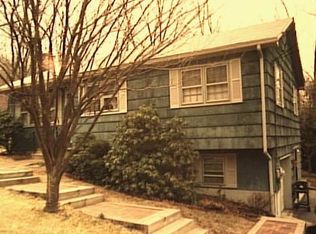 3 Jeanette St, Danbury, CT 06810