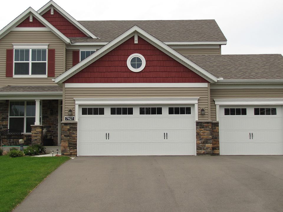 1st image of 5351 Great Oaks Dr