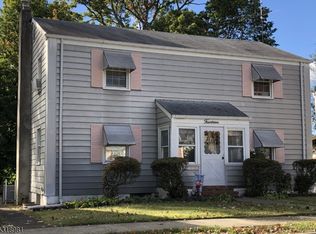 14 9th Ave, Hawthorne, NJ 07506