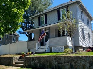 88 Chestnut Ave, Cranston, RI 02910