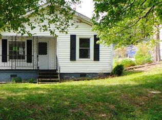 501 Kyle St, Mount Airy, NC 27030