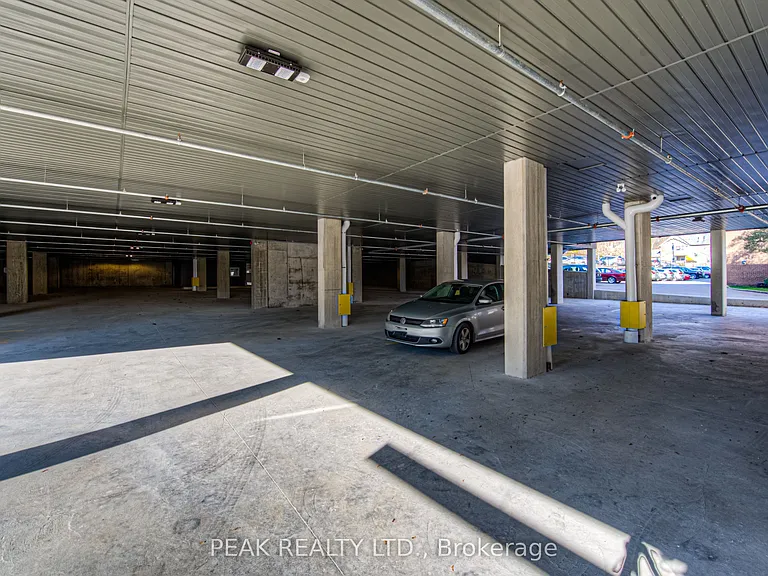 30 George St S #208 — Photo 19