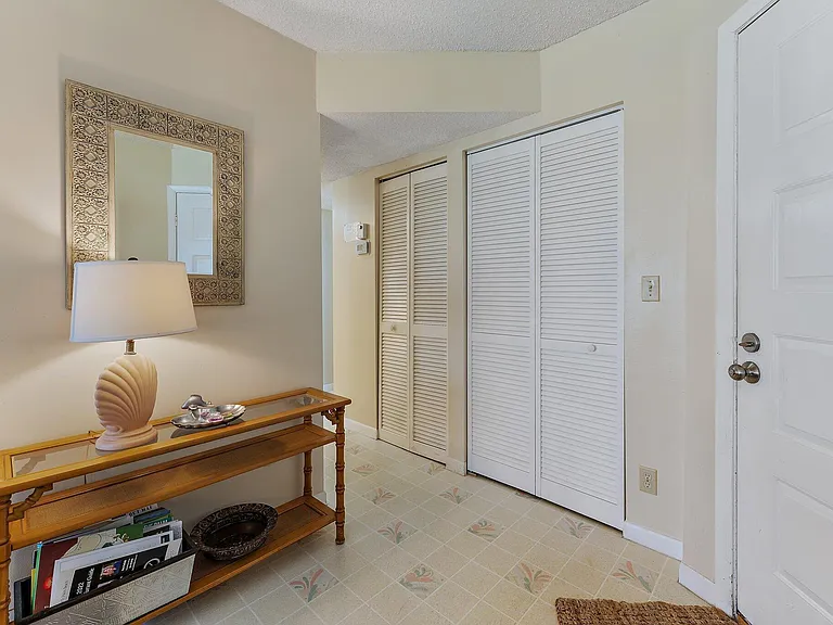 1605 S US Highway 1 #D106 — Photo 8