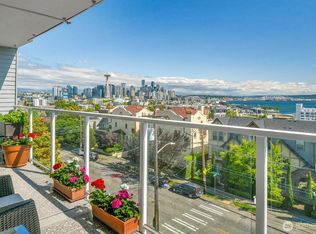 500 W Olympic Pl APT 401, Seattle, WA