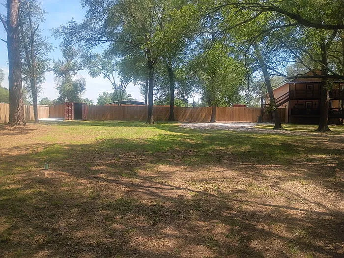 738 Old Pin Oak Rd — Photo 7