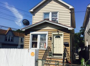 13214 85th St, Jamaica, NY 11417
