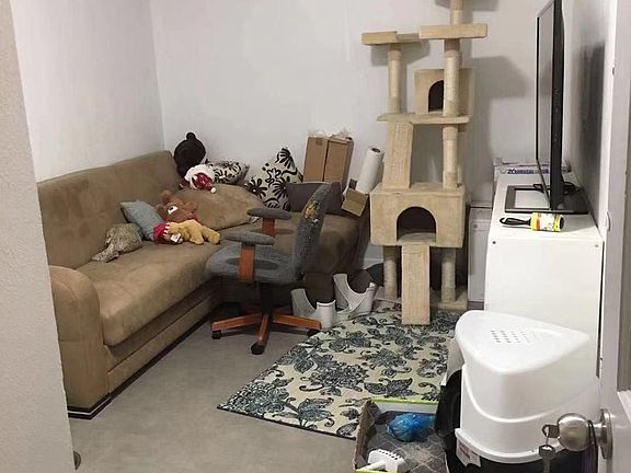 3rd image of 179 McVeigh Ave #1