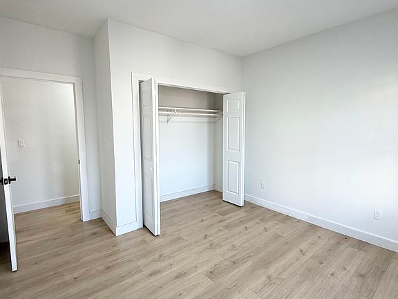 5th image of 124 Washington Ave #2B